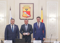 Очередную награду получил единоросс и бывший мэр Воронежа Сергей Колиух