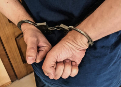 Воронежец перекинул обидчика через перила второго этажа в общежитии 