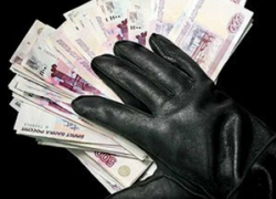 В Воронеже любовник внучки украл у пенсионера 240 тысяч рублей