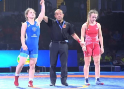 Девушка из Воронежа привезла медаль с первенства мира по борьбе