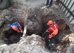 Новый водопровод проложили в ремонтируемом парке «Орленок» в Воронеже