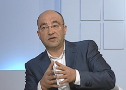 Как Александр Светланов крутит Александром Гусевым