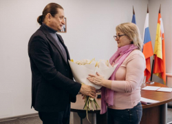 Воронежский депутат помог женщине, проживающей на территории, пострадавшей от радиации, раньше уйти на заслуженную пенсию 