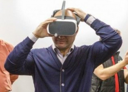 Модными VR-очками и женой-мультимиллионером похвастался единоросс Григорий Чуйко