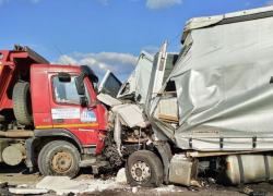 Чудовищным ДТП на М-4 «Дон» с погибшим занялись воронежские следователи 
