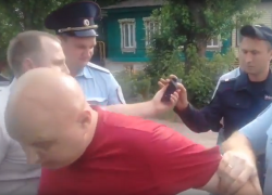 Вся полицейская рать задерживала организатора митинга против воронежской Кущёвки