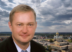 Огромным автопарком похвастался 39-летний депутат-единорос Николай Домнич 