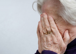 Воронежец пробрался в дом к пенсионерке и изнасиловал ее