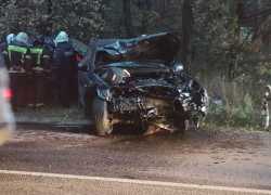 Опубликовано фото жесткой пьяной аварии около пляжа в воронежском Боровом