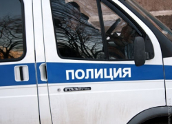 В Воронежской области грузчик торгового центра под угрозой ножа похитил 200 тысяч рублей