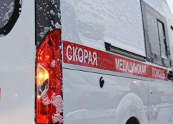 Минивэн сбил 18-летнюю девушку на "зебре" в Воронеже