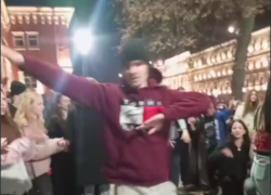 Лезгинка и хороводы: Воронеж снова вышел танцевать на улицу