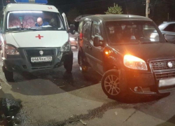 Опубликовано фото с места ДТП с пострадавшими медиками «скорой» в Воронеже