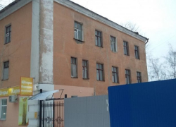 Аварийный дом в Воронеже может скоро обрушиться, убив завалами своих жителей 