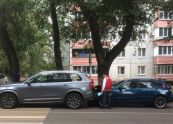 Невероятную крепкость автомобиля Volvo показали на примере из Воронежа