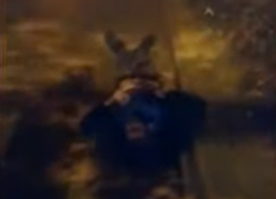 «Он живой, звони в скорую!»: спор о спасении жизни устроили очевидцы аварии с пожаром в Воронеже 