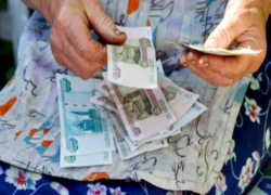 В Воронеже доверчивая бабушка отдала миллион первым встречным