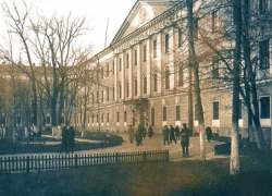 Собрание редчайших книг 96 лет назад передали Воронежскому госуниверситету