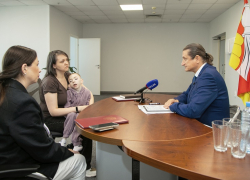 «Сил уже не было ждать»: как Сергей Чижов помог воронежской семье с больным ребенком получить долгожданную квартиру