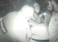 Гости столицы, избившие воронежца в метро, после угрожали полицейским ножом и перцовкой