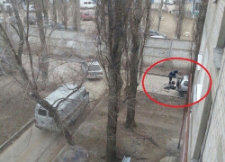 Воронежец с трупом собутыльника в машине пытался скрыться от полицейских 
