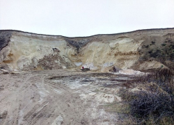 Очередной незаконный песчаный карьер обнаружили экологи под Воронежем