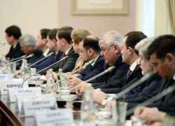 Алексей Гордеев о кадровой политике: принцип "этот сват, этот знакомый, а этот хороший человек" недопустима