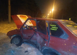 Самое знаменитое воронежское такси попало в жуткую аварию
