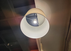 Воронежцы на улицах Лизюкова и Хользунова остались без света вечером 17 февраля