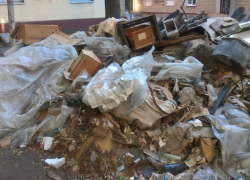 Воронежцы пришли в шок от стихийной свалки в самом центре города