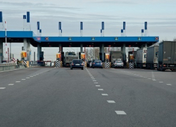 Воронежский автомобилист жестоко избил дорожного комиссара бутылкой на трассе М-4 «Дон»