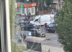  Иномарка снесла 19-летнего мотоциклиста в Воронеже