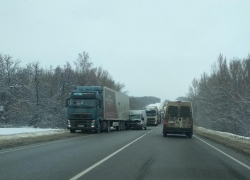 Опубликовано фото ДТП на 666 километре трассы М-4 "Дон"