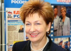 Сенатором от Воронежской области назначена Галина Карелова
