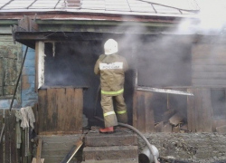 Труп 75-летнего пенсионера обнаружили в сгоревшем доме в Воронежской области