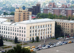 В Воронеже в Никитинскую библиотеку привезли людей для массового голосования по «открепительным»