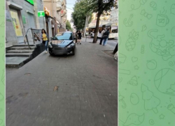 Водителей активно наказывают за нарушения правил парковки в Воронеже