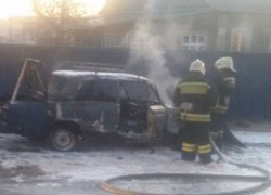 В Воронежской области в районе сгорела «шестерка»