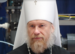 Стало известно, с какой целью митрополит Воронежский и Лискинский посетил завод «Глобальные напитки»