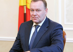 Дворники обвиняют воронежского чиновника: "Угрожал руки-ноги переломать"