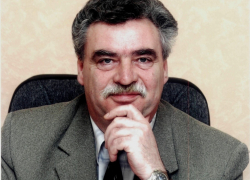 Иван Чухнов пообещал: "Красные звезды на братские могилы в Воронеже вернутся до конца 2014 года"