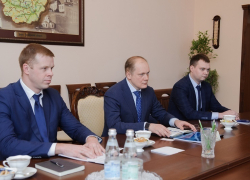 Управляющий воронежского «Газпромбанка» отчитался о том, как финансирует «друзей» Гордеева