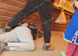 Пальба среди людей: неадекват с пистолетом устроил ЧП на рынке в Воронеже