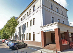 Воронежский юрист-общественник Андрей Смирнов не против вышибал на общих собраниях жильцов?
