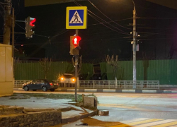 Таран автомобилем пивзавода запечатлели на фото в Воронеже