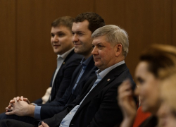 Губернатор Гусев встретился с лучшей половиной клуба миллионеров