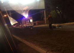 Опубликовано фото с места ДТП 15-летнего мотоциклиста и 17-летней девушки в Воронеже 