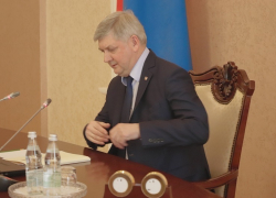 Силовики уронили рейтинг воронежского губернатора