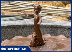 Дюймовочку в центре Воронежа раскритиковали за коричневое обновление