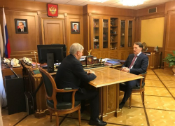 Гусев и Гордеев обсудили региональные проблемы вдалеке от Воронежа